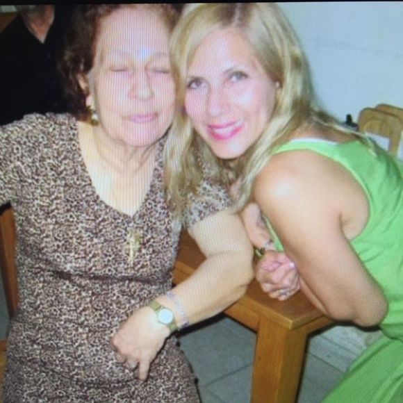 Meet your Posher, Maria - Picture 1 of 1